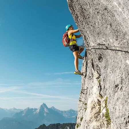 Hochduerrnberg Watzmann Doppelzimmer Mit Bad Balkon Gaestekueche بيت ضيافة 3*